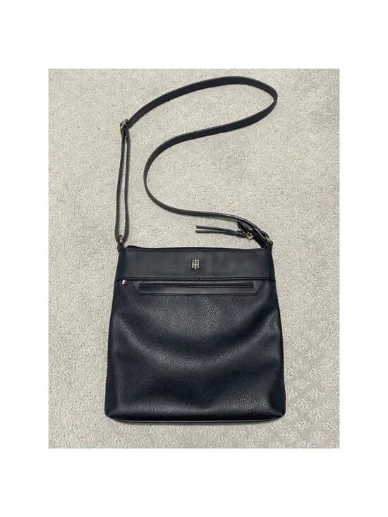 Tommy Hilfiger Black Crossbody Bag With Adjustable Strap gold logo - Picture 5 of 16